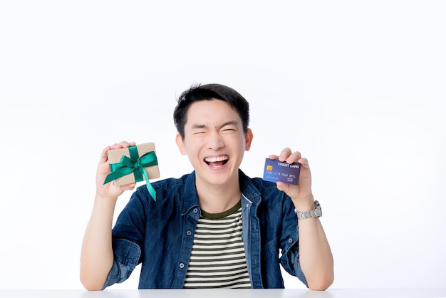 揭秘六合彩三肖：提升中奖率的专业指南